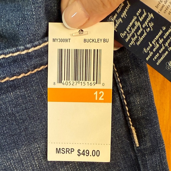 Seven7 Women's Dark Blue Denim Shorts - Picture 4 of 6